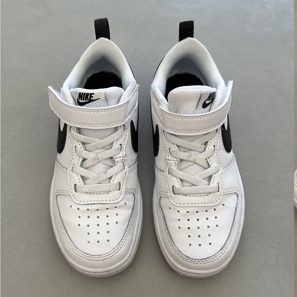 Nike court Borough Low Size 12